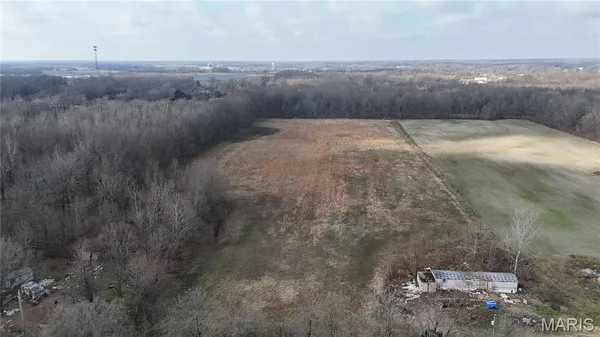 $60,000 | 693 County Road 605, Poplar Bluff, MO 63901