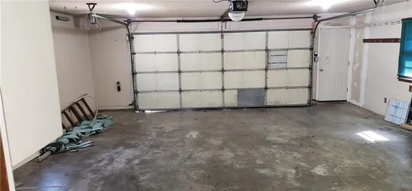 $1,995 | 45 Northwest Nw Highway, Unit 9900, Parkville, MO 64152