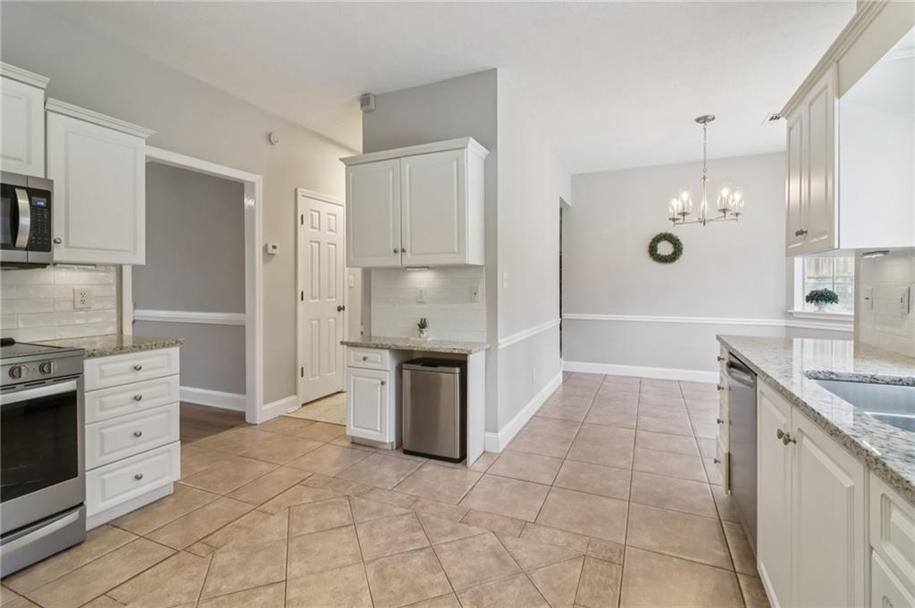 175 Meredith Way Stockbridge, GA 30281 - Photo 23 of 75