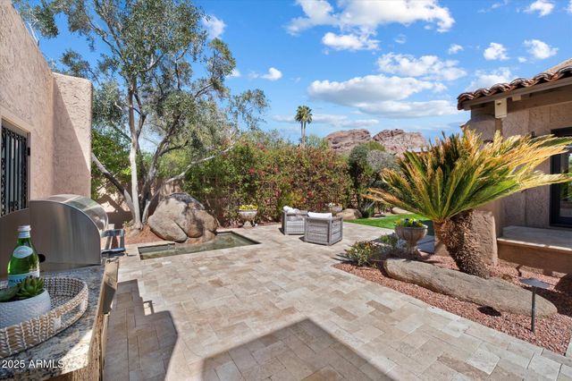 $2,000,000 | 4448 East Camelback Road, Unit 16, Phoenix, AZ 85018
