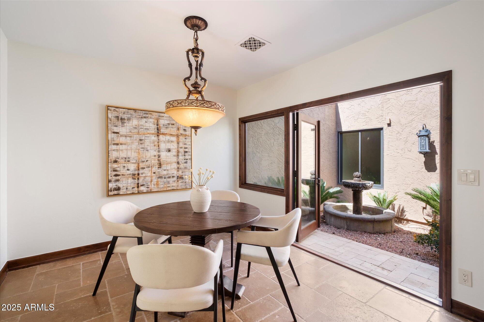4448 East Camelback Road, Unit 16 Phoenix, AZ 85018 - Photo 17 of 108 Kitchen Dining Nook