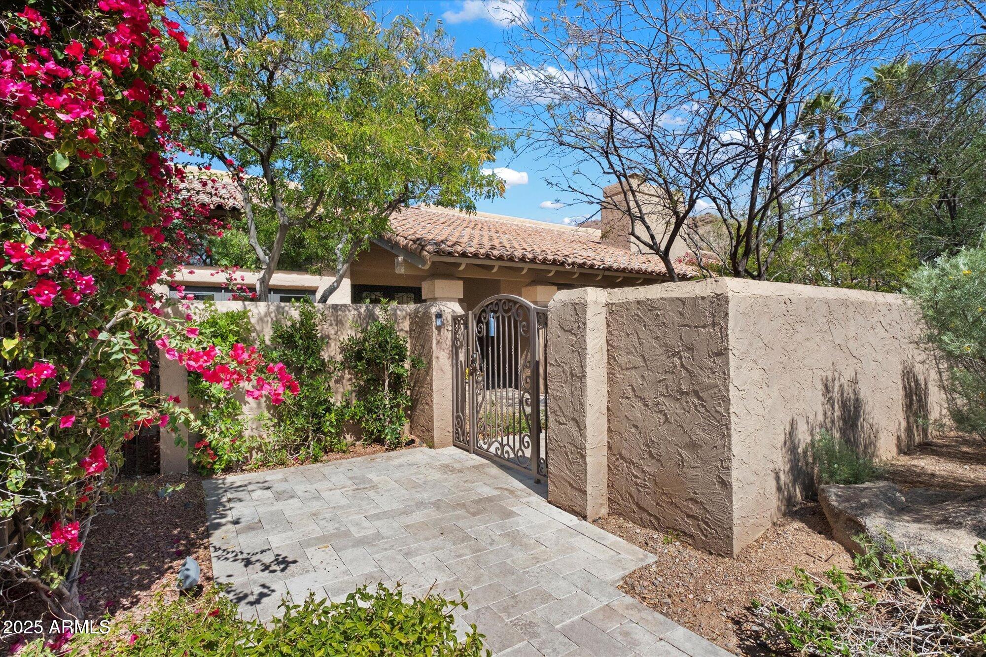 4448 East Camelback Road, Unit 16 Phoenix, AZ 85018 - Photo 5 of 108 Entry Gate