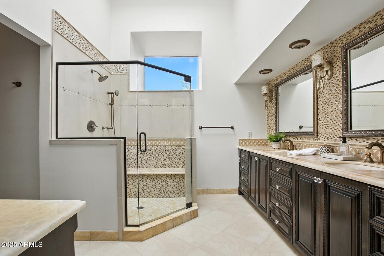 4448 East Camelback Road, Unit 16 Phoenix, AZ 85018 - Photo 58 of 108 IMG_7508