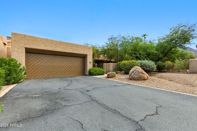 $2,000,000 | 4448 East Camelback Road, Unit 16, Phoenix, AZ 85018