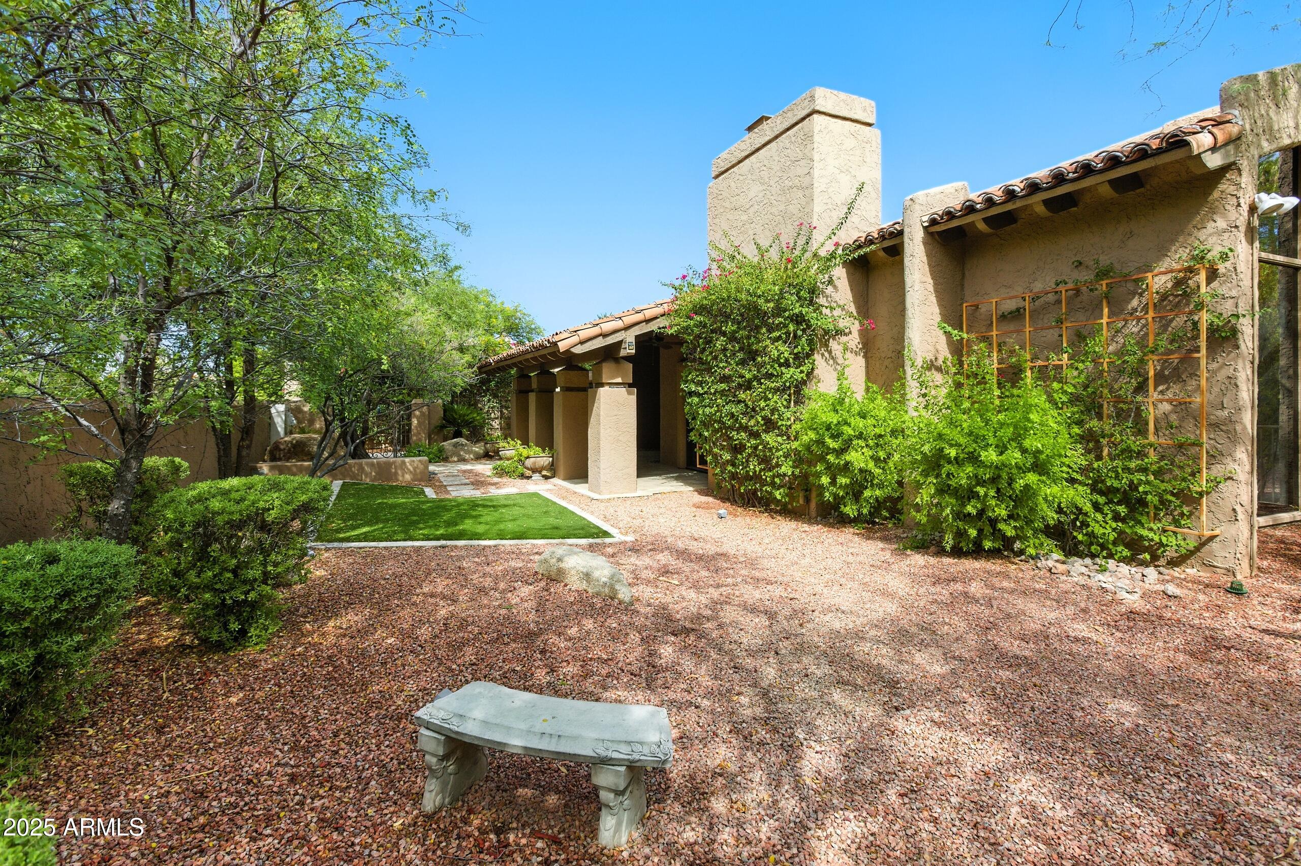 4448 East Camelback Road, Unit 16 Phoenix, AZ 85018 - Photo 69 of 108 7