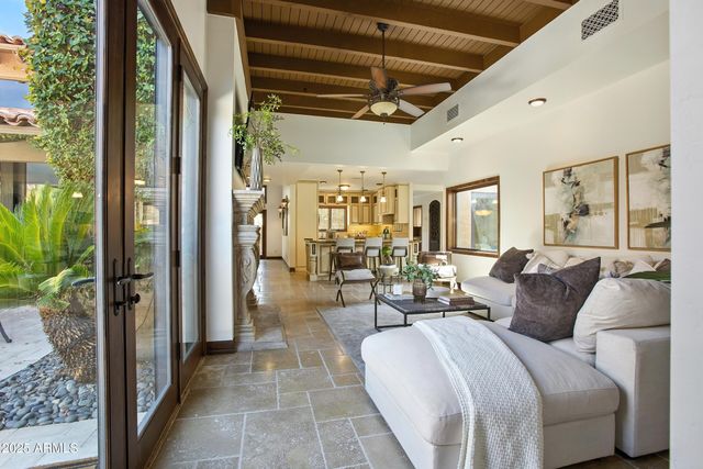 $2,000,000 | 4448 East Camelback Road, Unit 16, Phoenix, AZ 85018