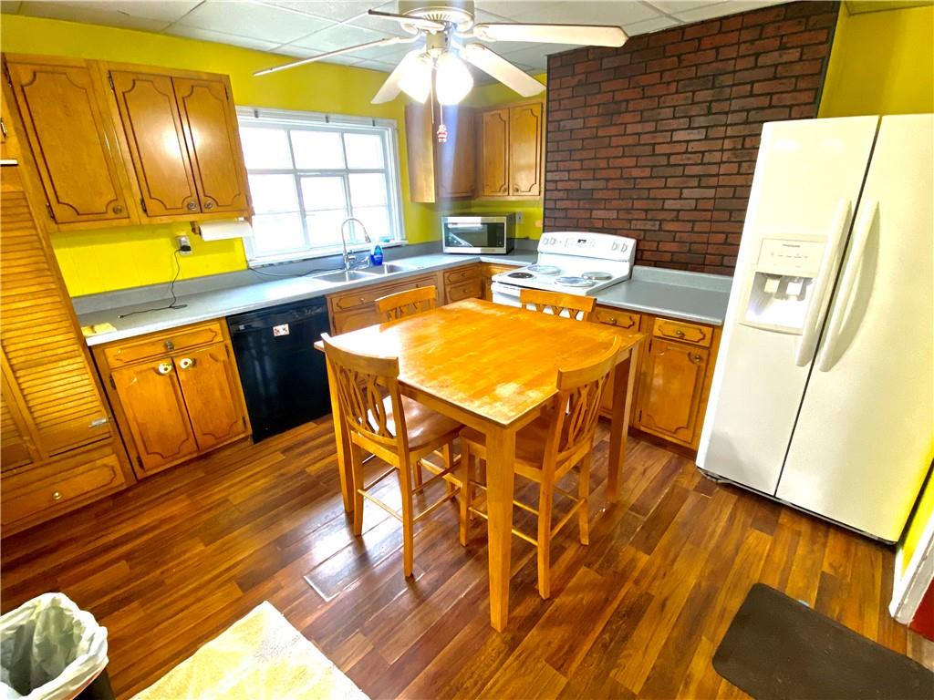 270 Pittsburgh Road Uniontown, PA 15401 - Photo 2 of 21 Gallery Image 2