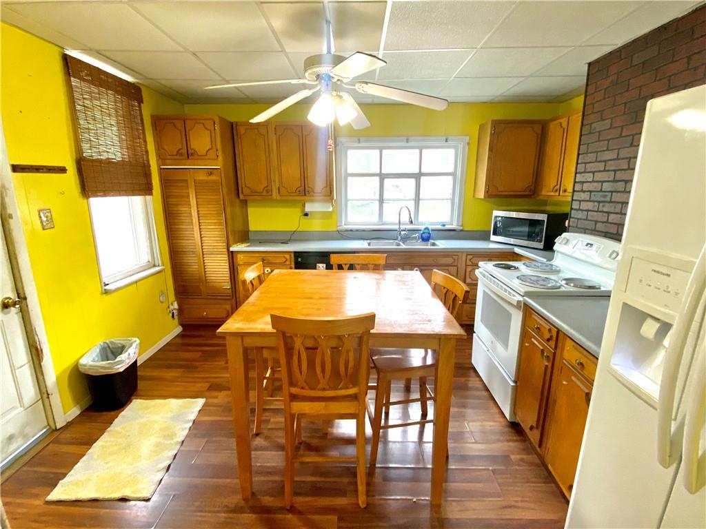 270 Pittsburgh Road Uniontown, PA 15401 - Photo 3 of 21 Gallery Image 3
