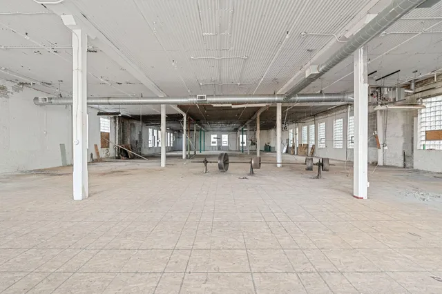 $1,000,000 | 737 East 14th Street, Minneapolis, MN 55404