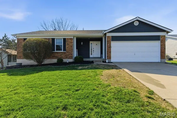 $340,000 | 106 Rockaway Drive, O'Fallon, MO 63368