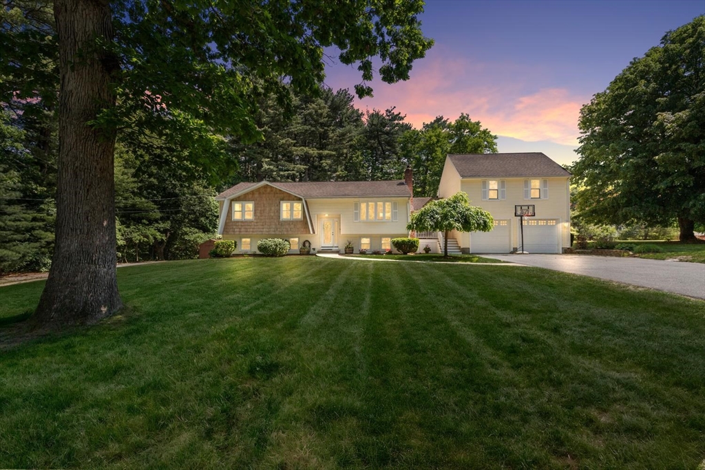 12 Albion Road Billerica, MA 01821 - Photo 1 of 42