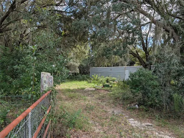 $129,999 | 109 Rhododendron Lane, Interlachen, FL 32148