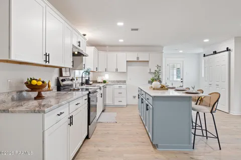 $248,000 | 704 Victory Drive, New Iberia, LA 70563