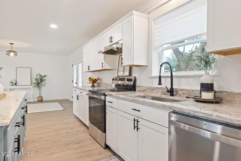 $248,000 | 704 Victory Drive, New Iberia, LA 70563