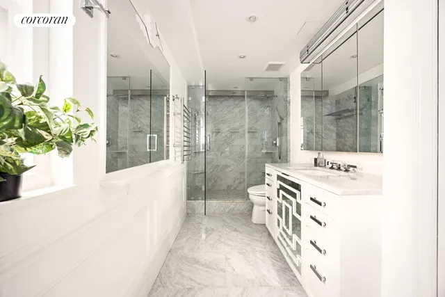 $2,200,000 | 40 East 61st Street, Unit 10B | Lenox Hill