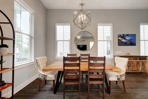 $739,000 | 4810 Springdale Road, Austin, TX 78723