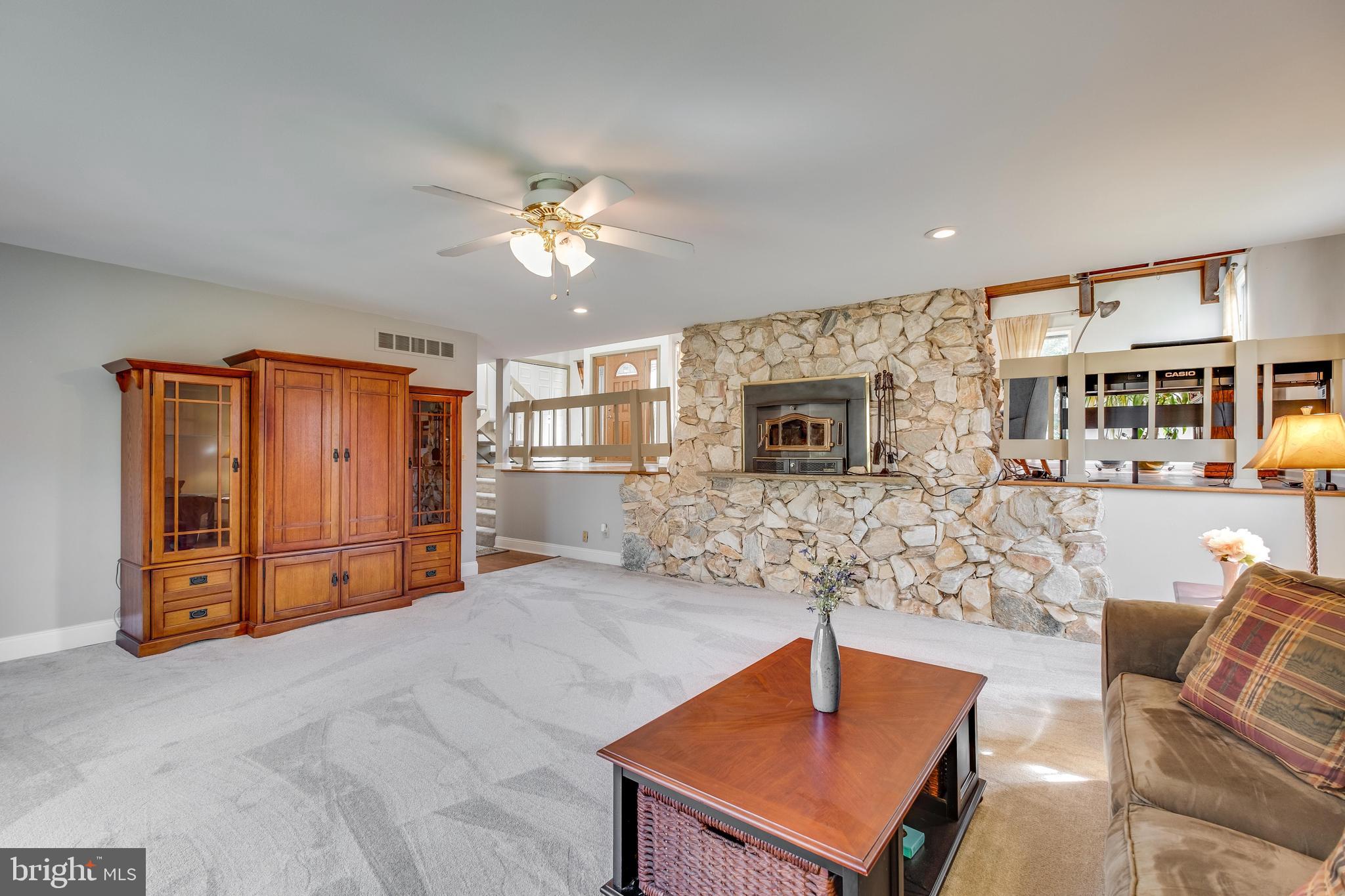 667 Jackson Road Mullica Hill, NJ 08062 - Photo 17 of 69 Family room