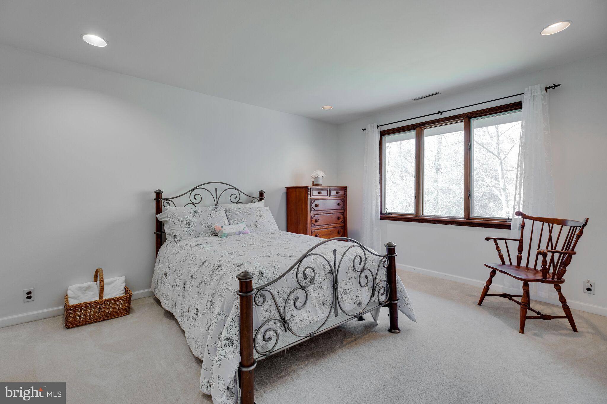 667 Jackson Road Mullica Hill, NJ 08062 - Photo 43 of 69 Second bedroom