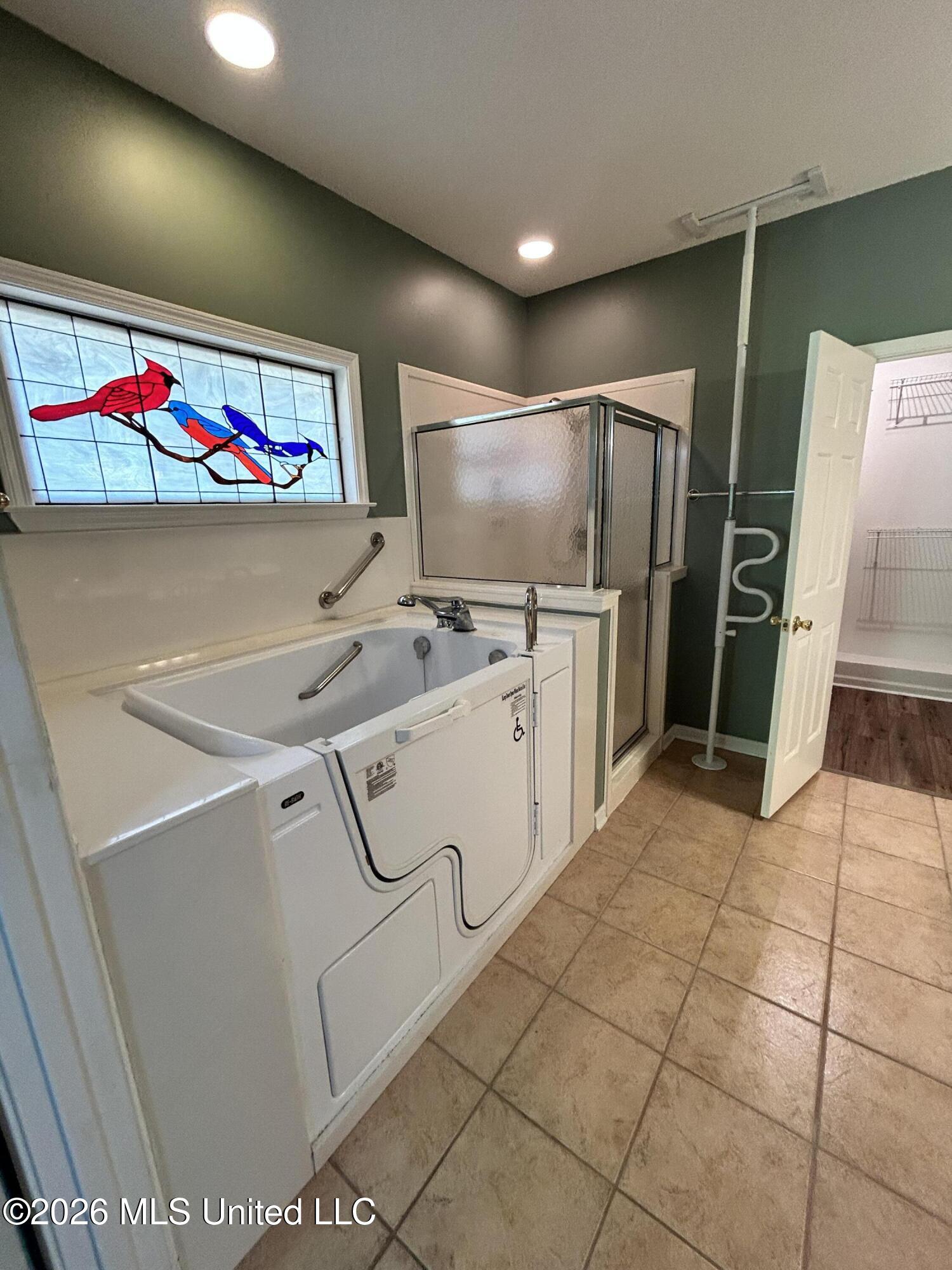 7684 Rigmoore Point North Olive Branch, MS 38654 - Photo 42 of 58 Primary bathroom