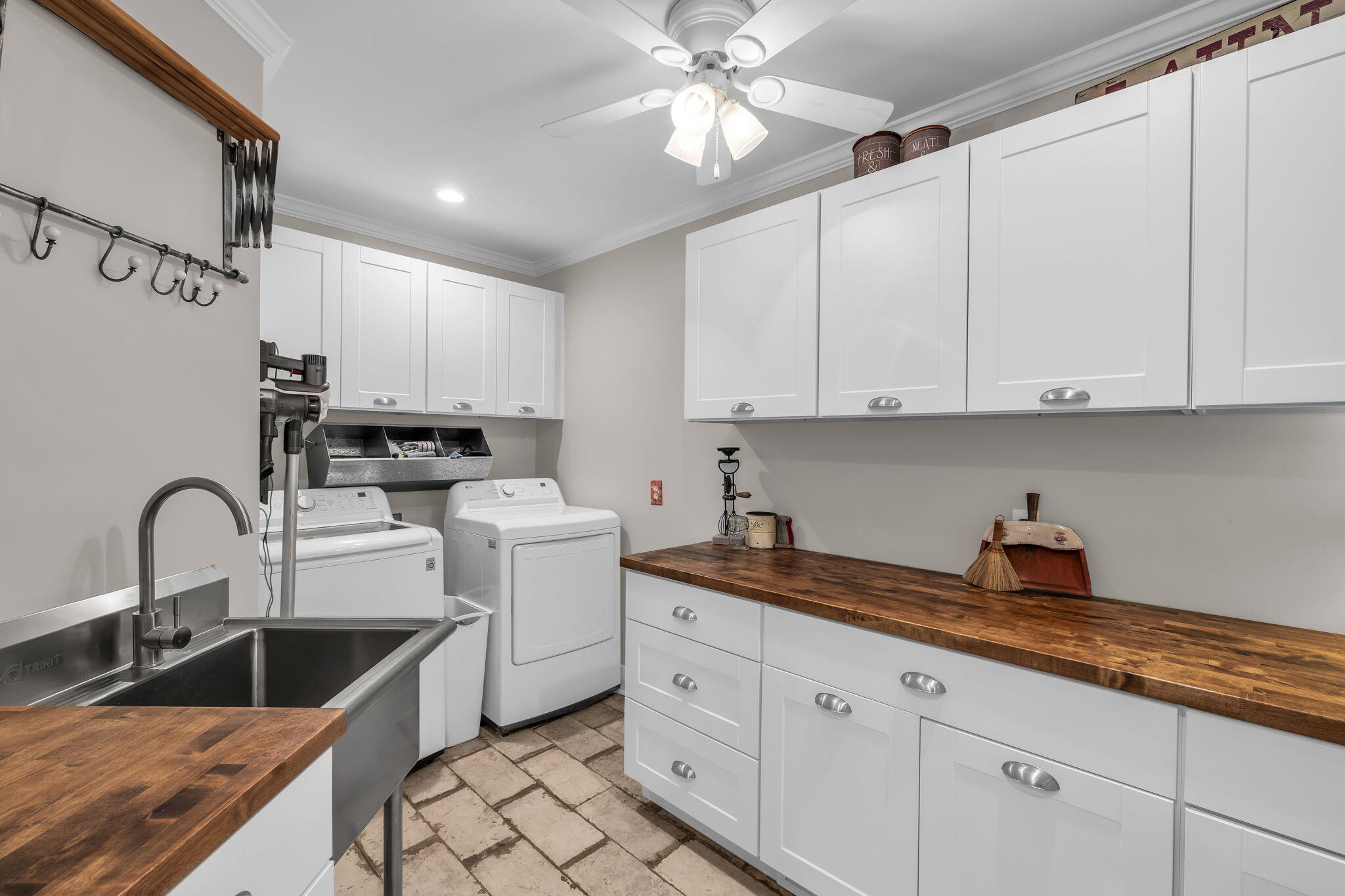 680 Glass Mill Road Chickamauga, GA 30707 - Photo 50 of 91 Pantry/Laundry Room