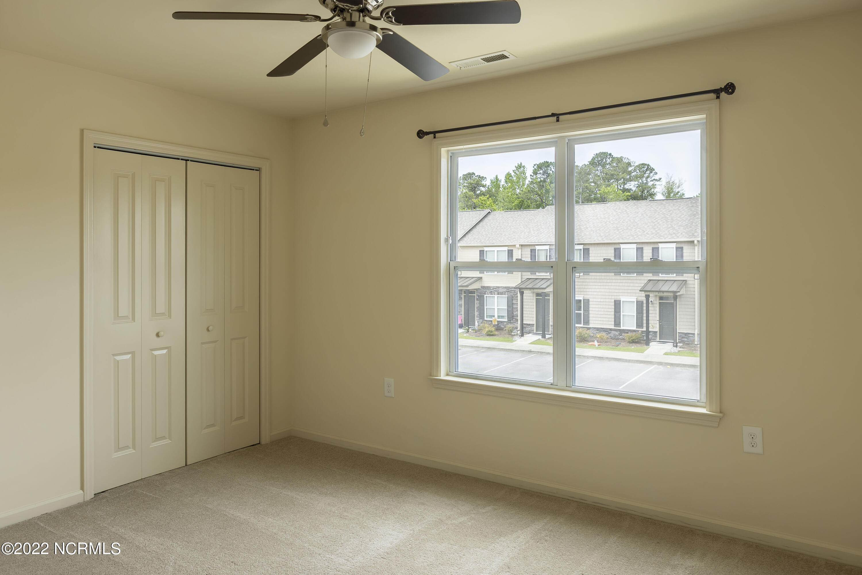 414 Sullivan Loop Road Midway Park, NC 28544 - Photo 6 of 8 B07A4275_1