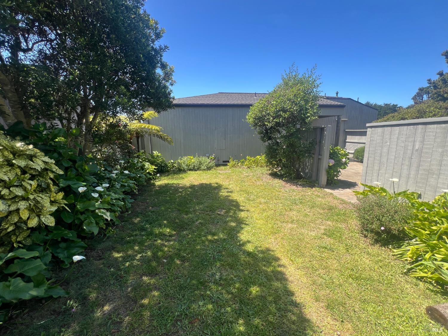 267 Sea Stack The Sea Ranch, CA 95497 - Photo 11 of 35 a view of backyard of house