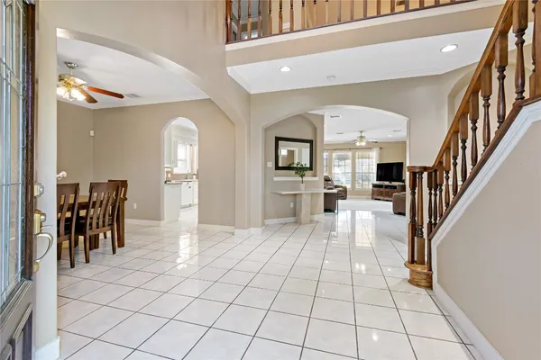 a view of entryway with livingroom and furniture