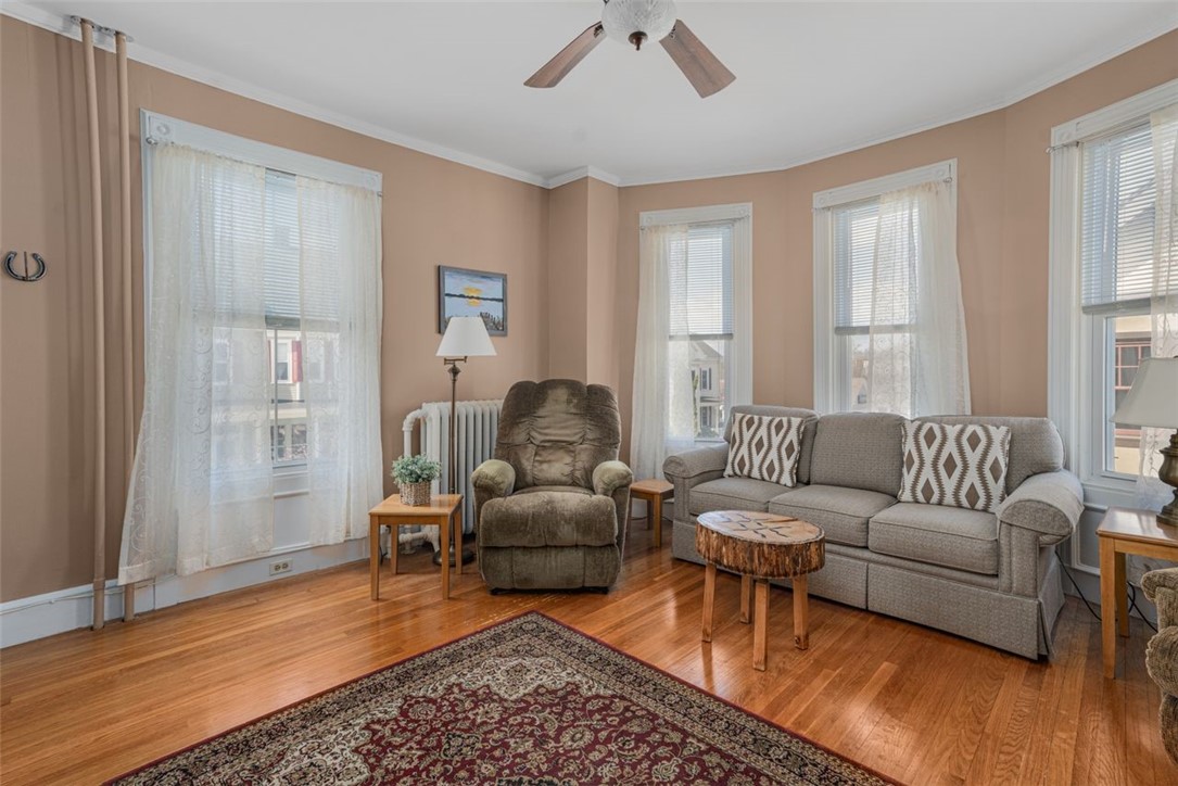 8 Everett Street, Unit 2 Newport, RI 02840 - Photo 7 of 29 Ceiling fan in the living room
