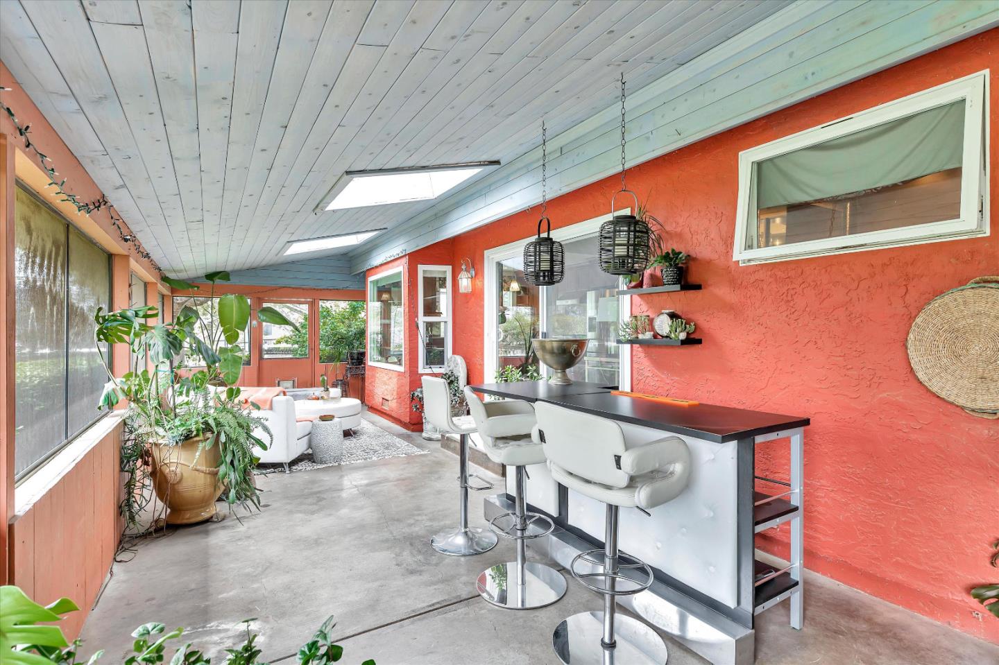 1660 Eberts Drive San Martin, CA 95046 - Photo 30 of 77 a balcony with furniture and a potted plant