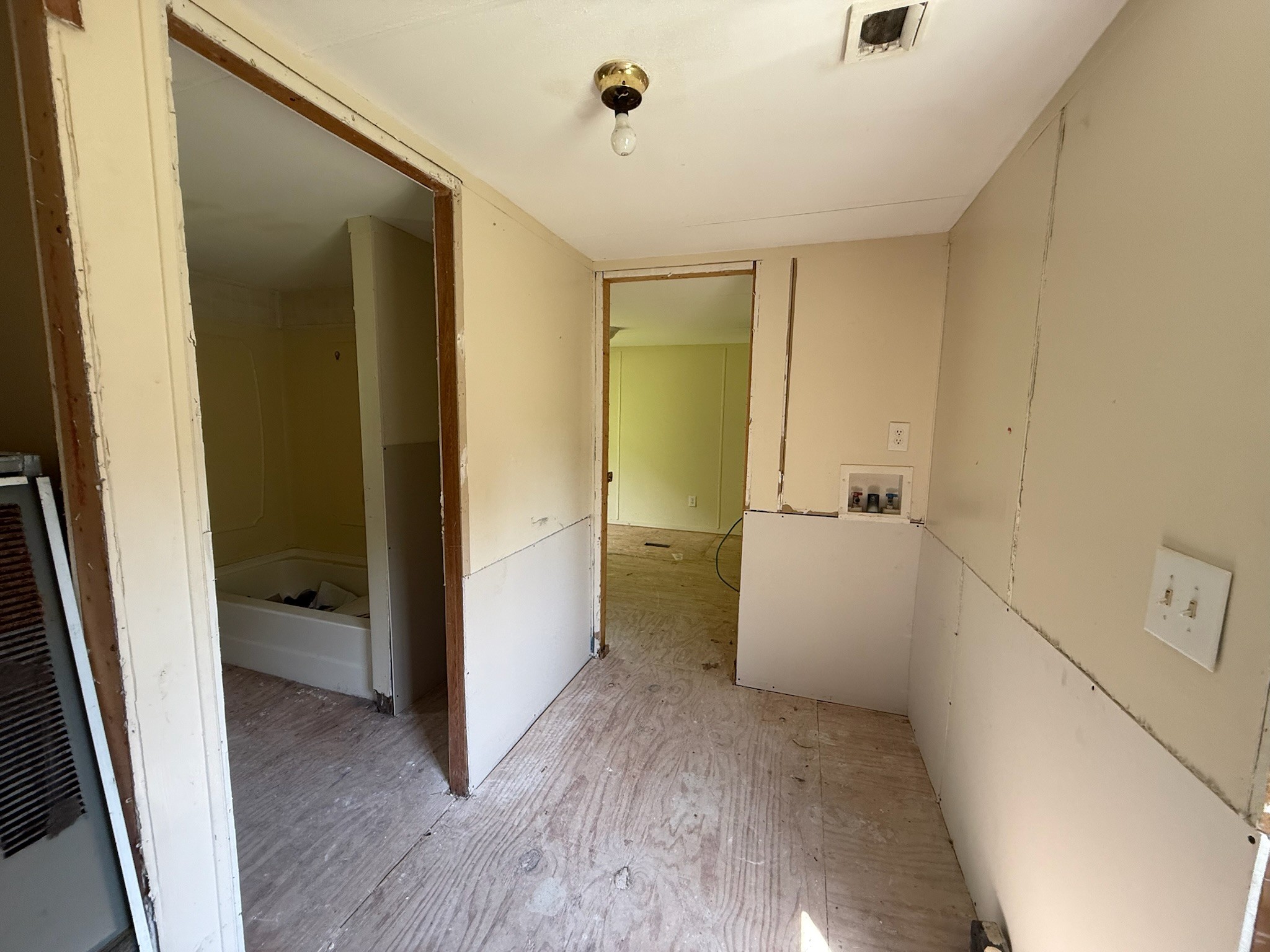 239 Scott Ridge Road Edmonton, KY 42129 - Photo 2 of 8