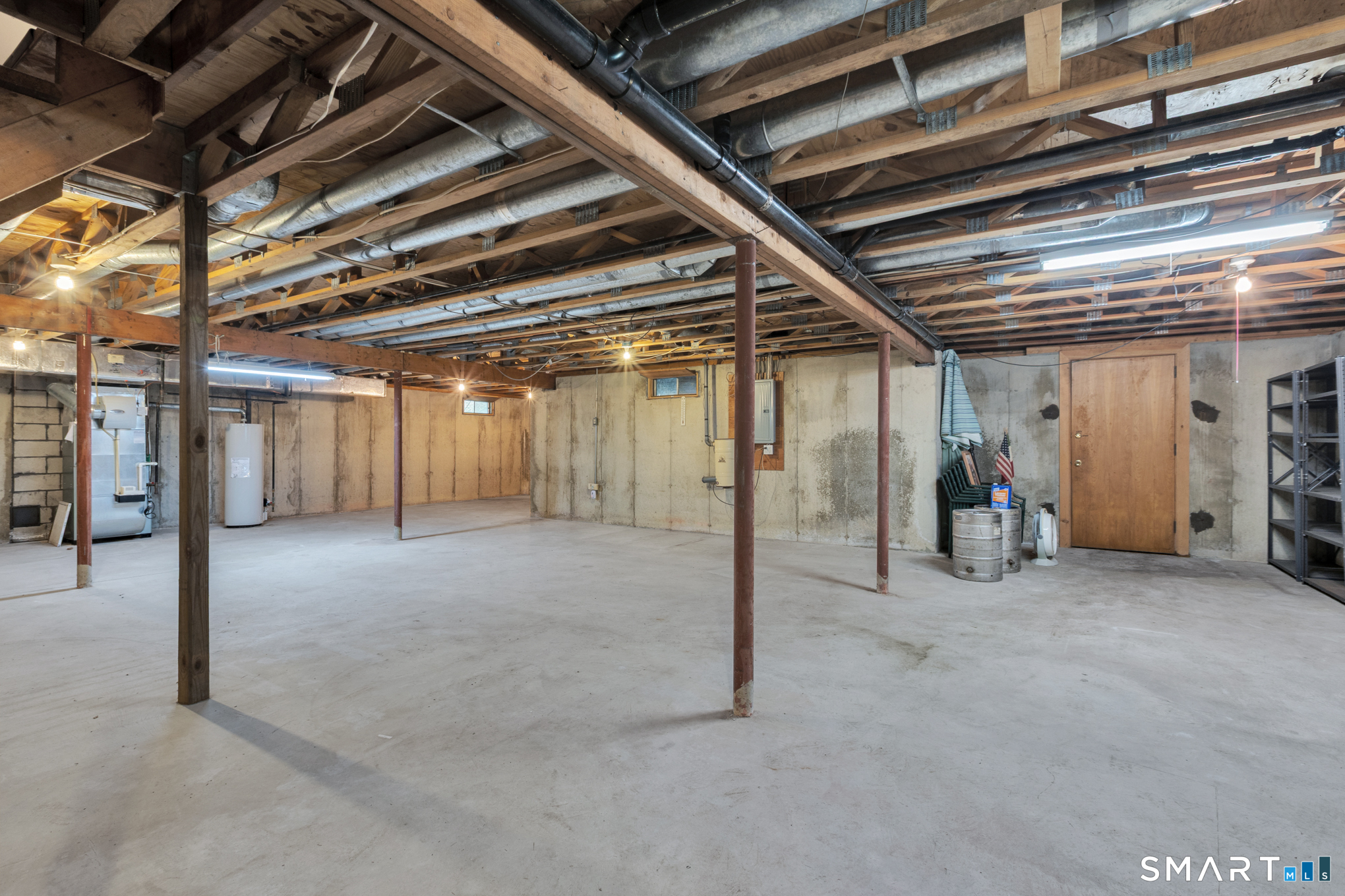 81 Oldefield Farms Road, Unit 81 Enfield, CT 06082 - Photo 29 of 35 a view of empty room