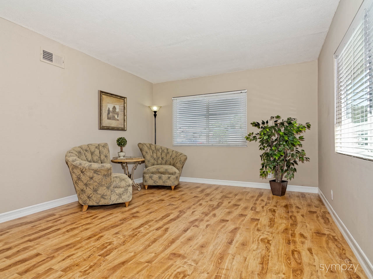 12920 Carriage Road Poway, CA 92064 - Photo 4 of 23