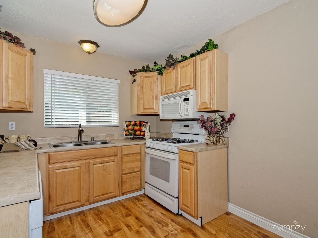 12920 Carriage Road Poway, CA 92064 - Photo 8 of 23