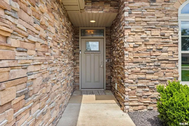 $335,000 | 23 Magrabl Drive, Canton, IL 61520