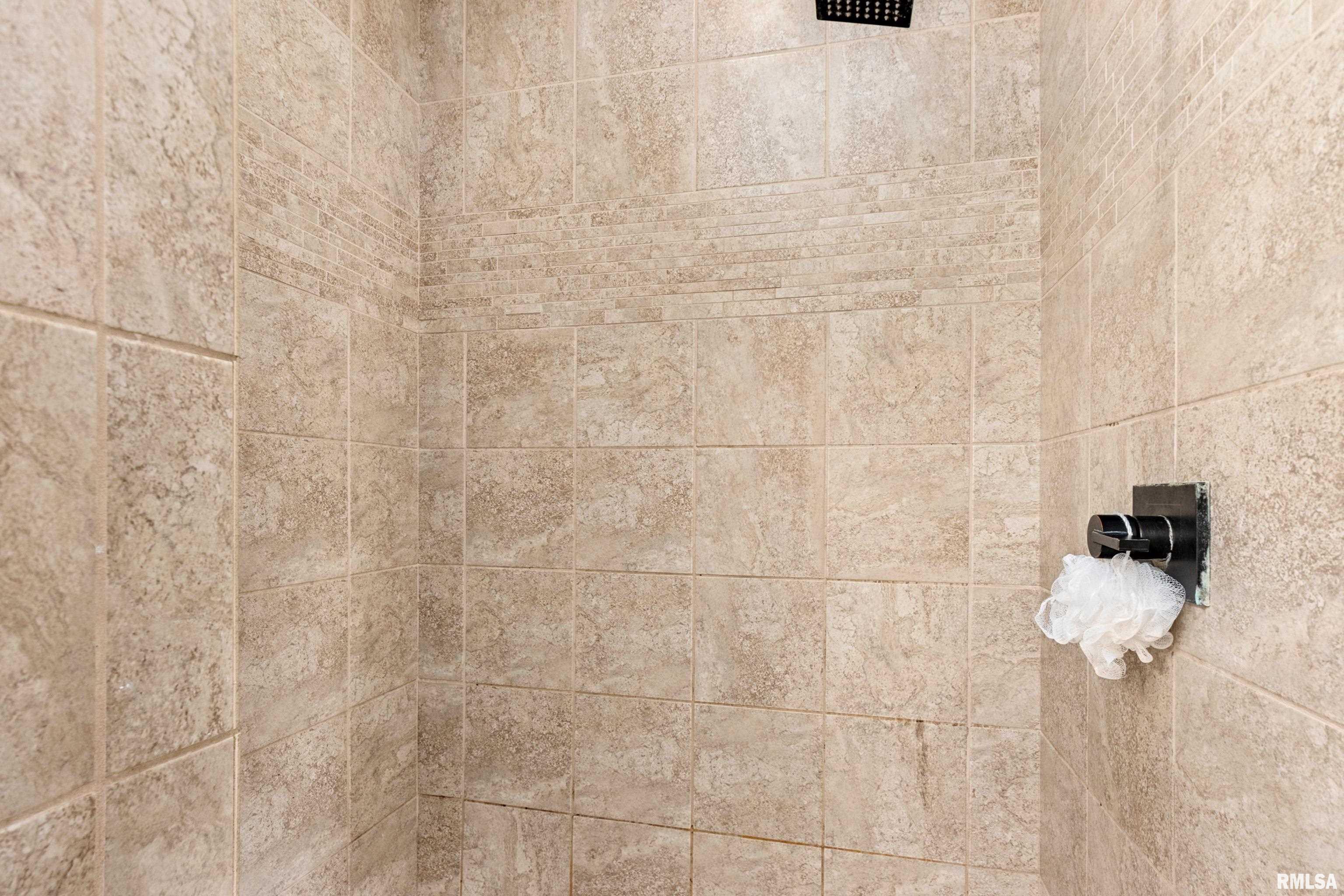 23 Magrabl Drive Canton, IL 61520 - Photo 35 of 38