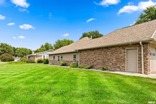 $335,000 | 23 Magrabl Drive, Canton, IL 61520