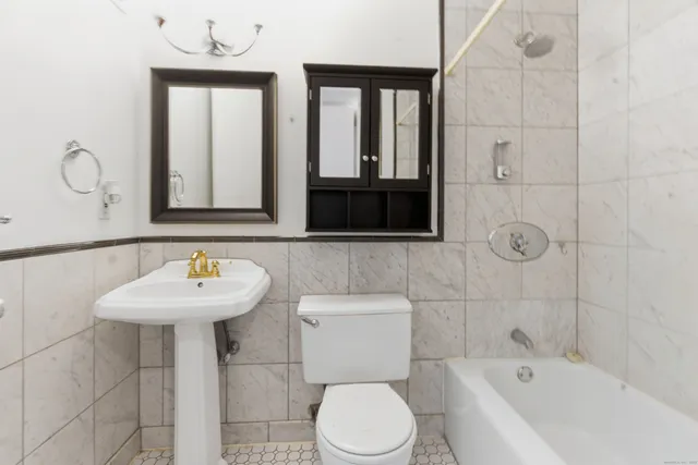 $1,500 | 1 Gold Street, Unit 11F, Hartford, CT 06103