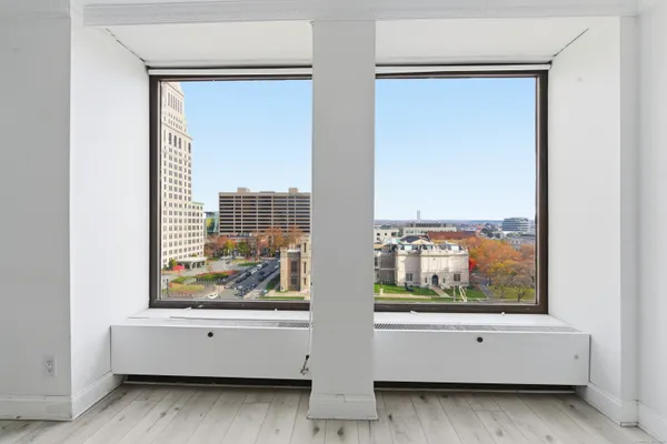 $1,300 | 1 Gold Street, Unit 11F, Hartford, CT 06103