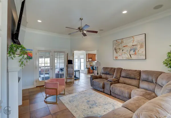 $272,500 | 5861 Bluebonnett Drive, Bossier City, LA 71112