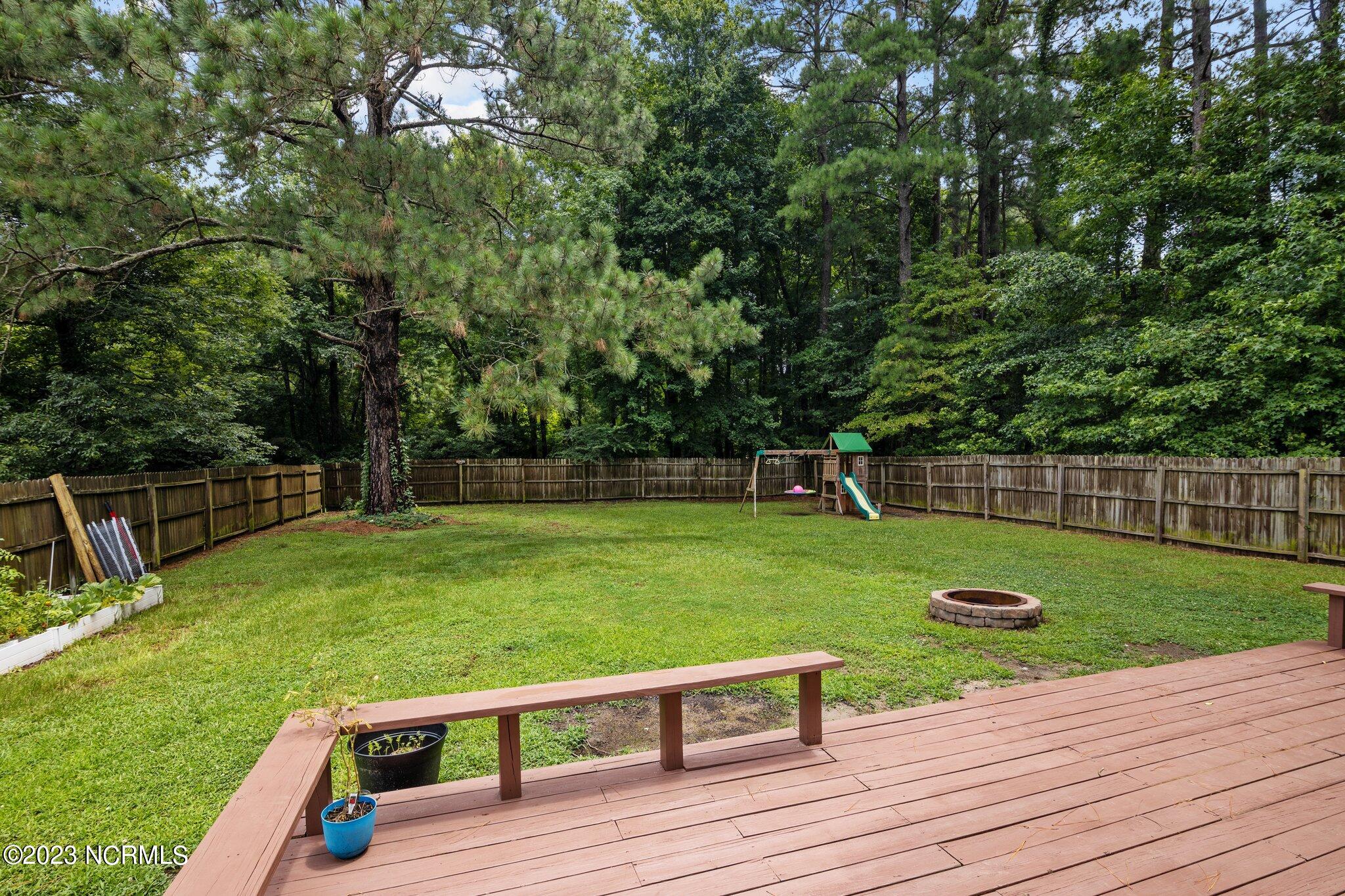 4650 Wilcox Road New Bern, NC 28562 - Photo 32 of 45 47-web-or-mls-2I3A0010