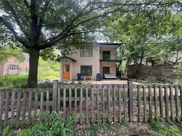$1,950 | 1413 Kirkwood Road, Unit B, Austin, TX 78722