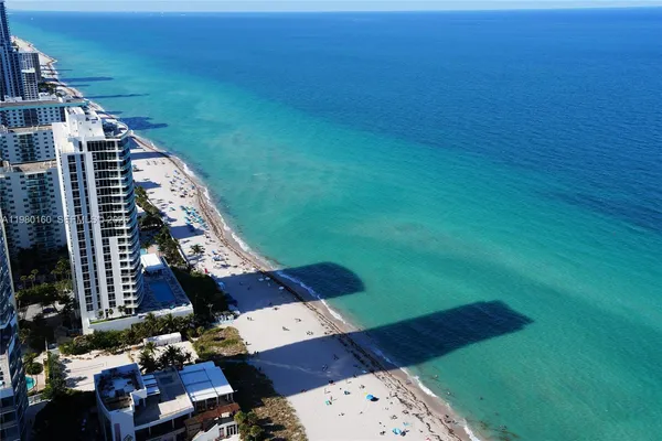 $7,500 | 1830 South Ocean Drive, Unit 4111, Hallandale Beach, FL 33009