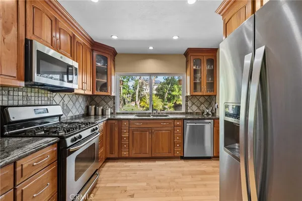 $800,000 | 23149 Cuervo Drive, Valencia, CA 91354