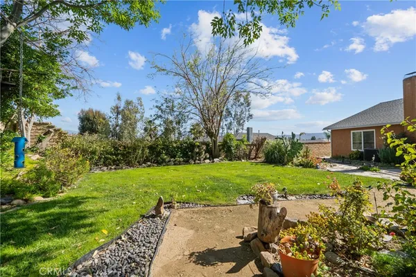 $800,000 | 23149 Cuervo Drive, Valencia, CA 91354