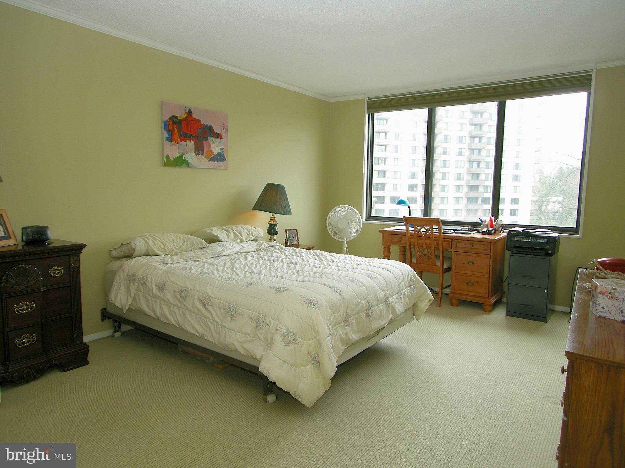 5225 Pooks Hill Road, Unit 709N Bethesda, MD 20814 - Photo 11 of 26 Bedroom