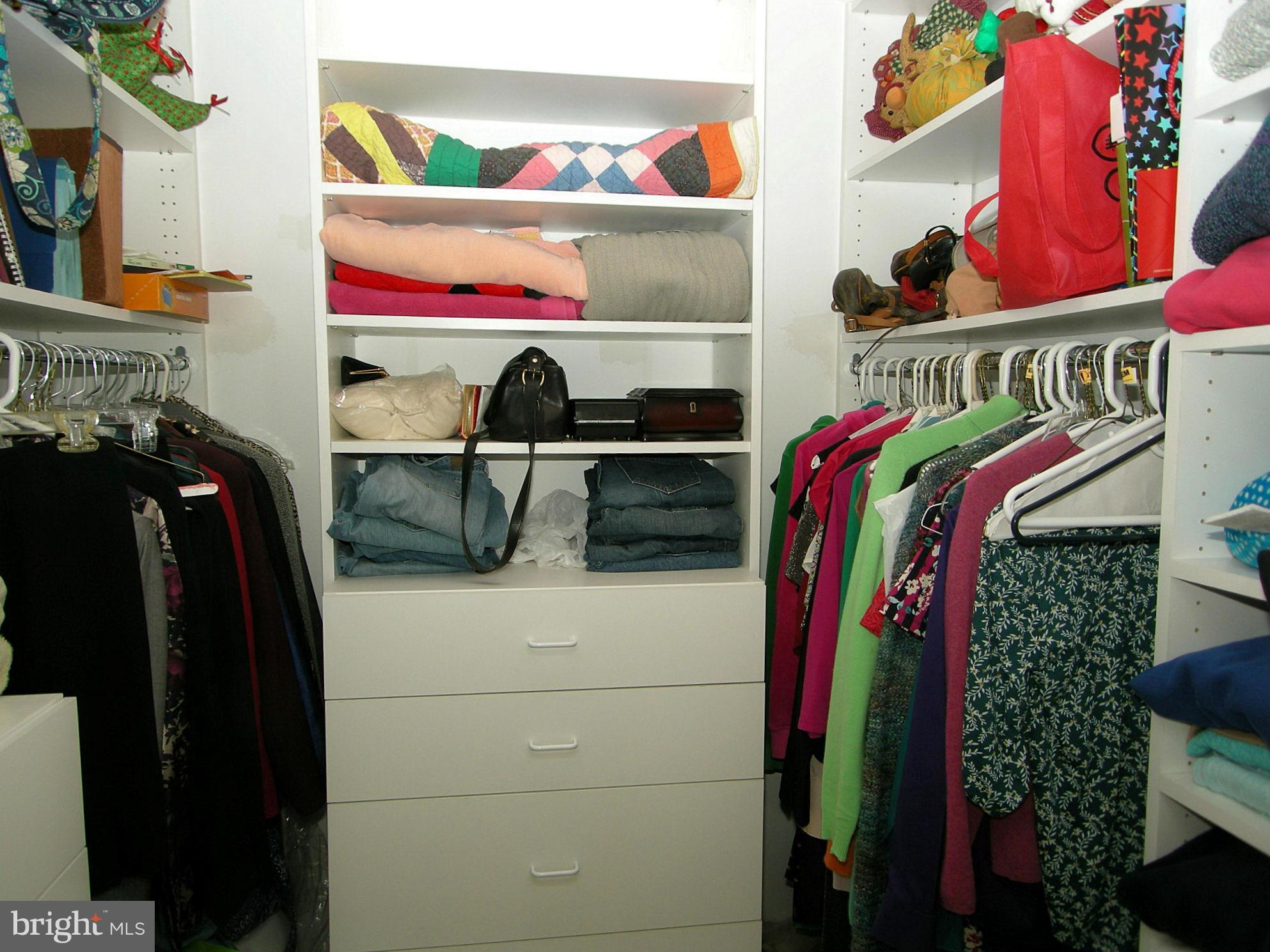5225 Pooks Hill Road, Unit 709N Bethesda, MD 20814 - Photo 12 of 26 Bedroom Walk-in Closet