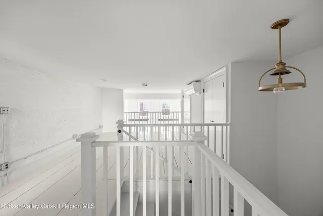 $3,000 | 620 Warren Street, Unit A, Hudson, NY 12534