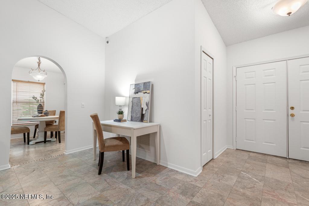 83 Reeding Ridge Drive East Jacksonville, FL 32225 - Photo 11 of 44 Living area