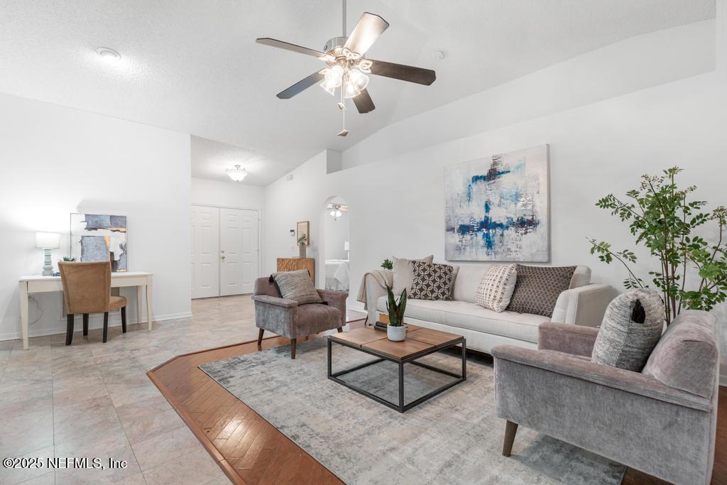 83 Reeding Ridge Drive East Jacksonville, FL 32225 - Photo 8 of 44 83 Reeding Ridge Dr E staged-13