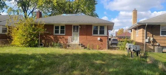 $100,000 | 403 Clyde Avenue, Calumet City, IL 60409